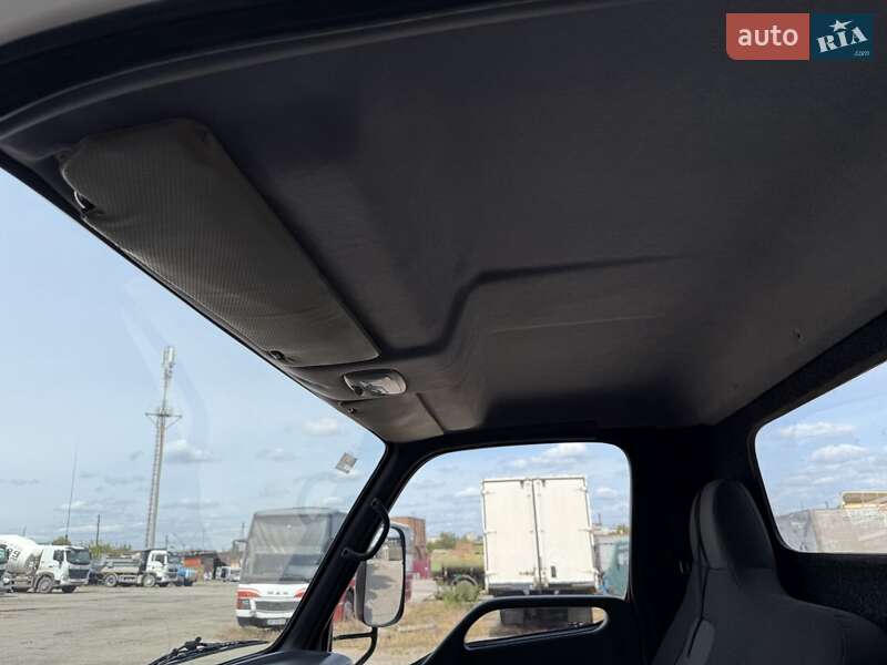 Бензовоз Hyundai HD 65 2004 в Запорожье