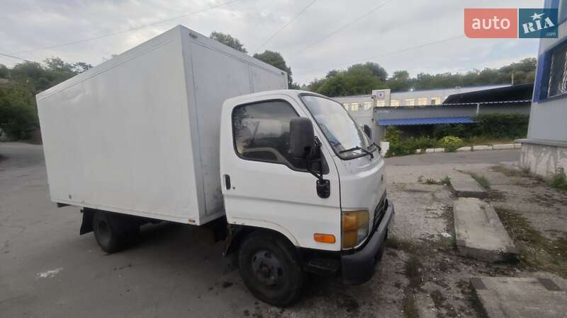 Вантажний фургон Hyundai HD 65 2004 в Дніпрі