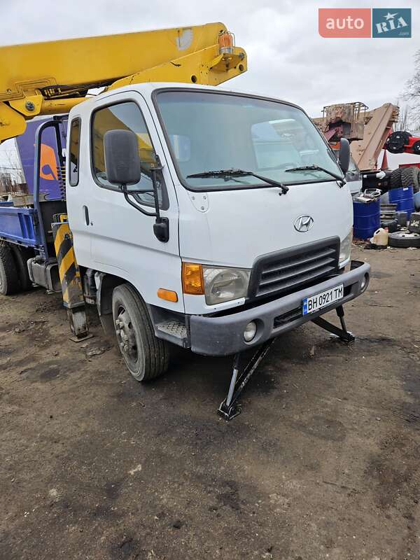 Автовышка Hyundai HD 78 2011 в Одессе
