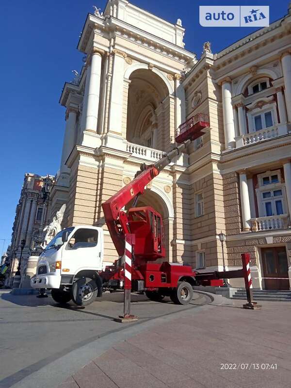 Автовышка Hyundai HD 78 2011 в Одессе