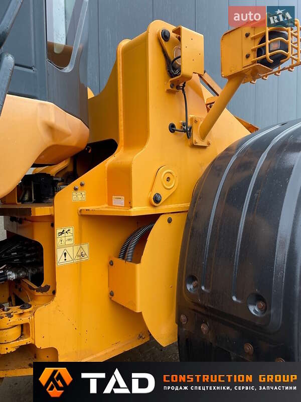 Фронтальный погрузчик Hyundai HL 770 2016 в Киеве