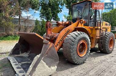 Фронтальный погрузчик Hyundai HL 770 2006 в 