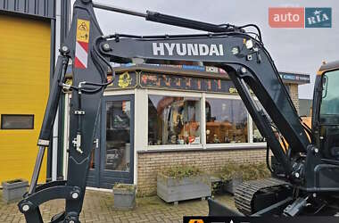 Миниэкскаватор Hyundai HX 2025 в 