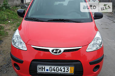 Хэтчбек Hyundai i10 2010 в Киеве