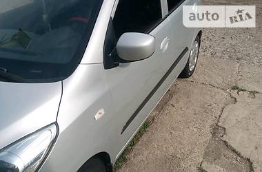 Хэтчбек Hyundai i10 2008 в Долинской