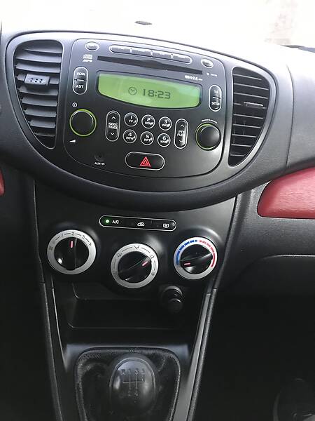 Хетчбек Hyundai i10 2008 в Рівному