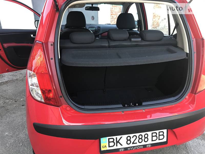 Хетчбек Hyundai i10 2008 в Рівному