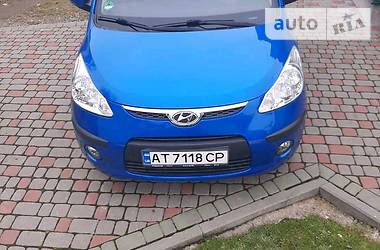 Хэтчбек Hyundai i10 2010 в Калуше