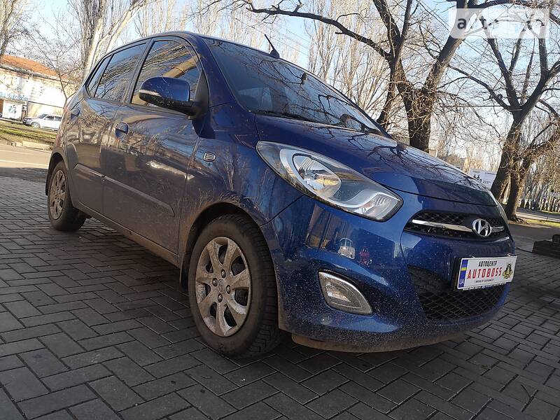 Хетчбек Hyundai i10 2011 в Миколаєві
