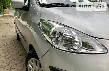 Хэтчбек Hyundai i10 2008 в Черновцах