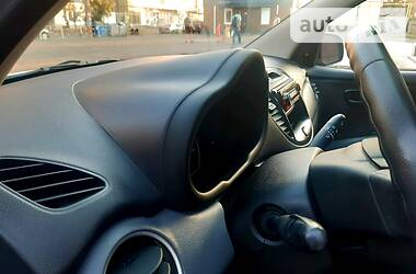 Хетчбек Hyundai i10 2012 в 