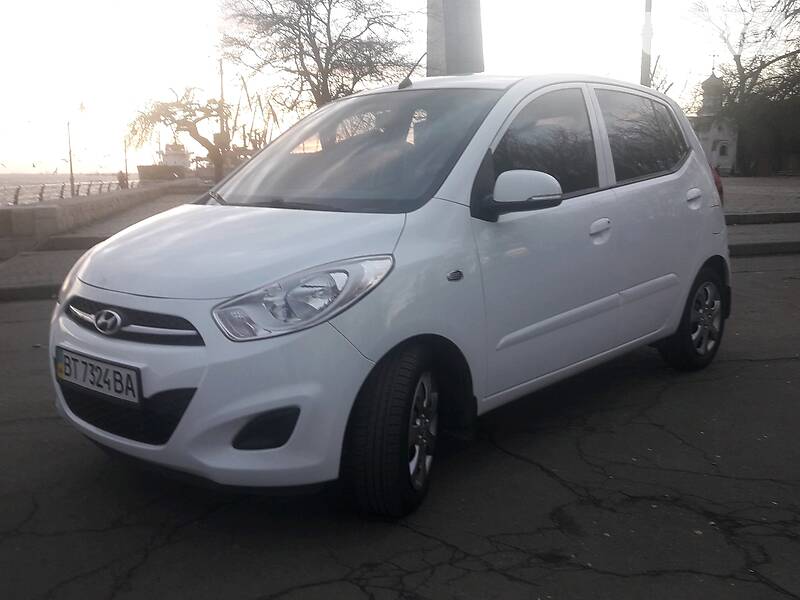 Хэтчбек Hyundai i10 2013 в Херсоне