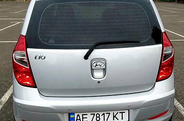 Хэтчбек Hyundai i10 2013 в Киеве