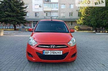 Хэтчбек Hyundai i10 2012 в Токмаке