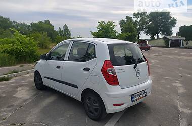 Хэтчбек Hyundai i10 2012 в Кременчуге