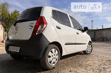 Хэтчбек Hyundai i10 2009 в Николаеве