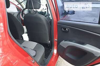 Хетчбек Hyundai i10 2013 в Харкові