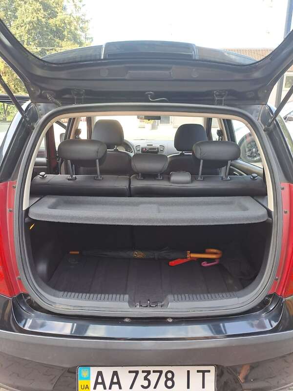 Хетчбек Hyundai i10 2009 в Хмельницькому