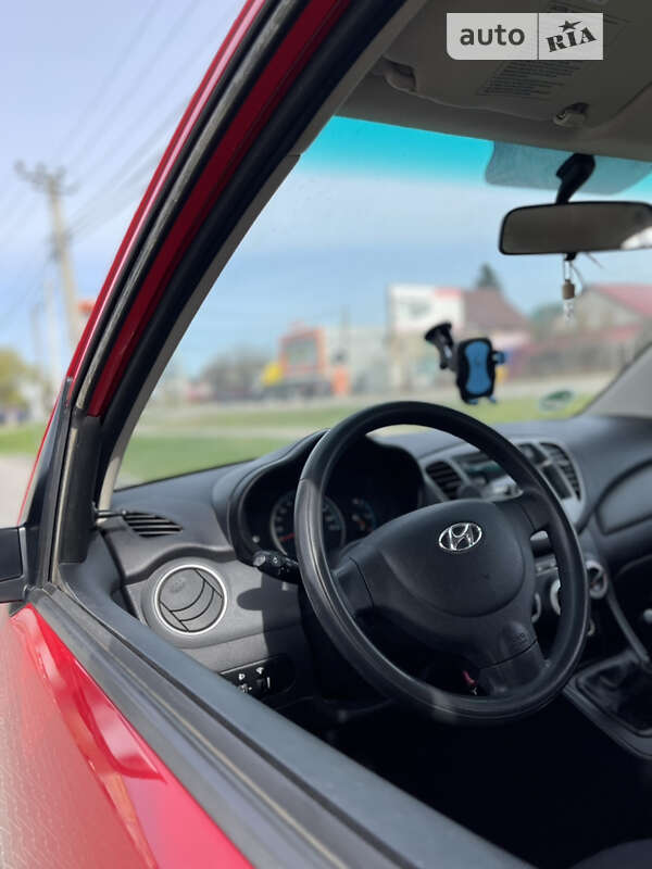 Хетчбек Hyundai i10 2009 в Боярці