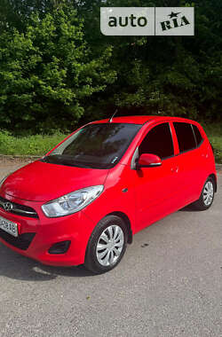 Хэтчбек Hyundai i10 2012 в Львове