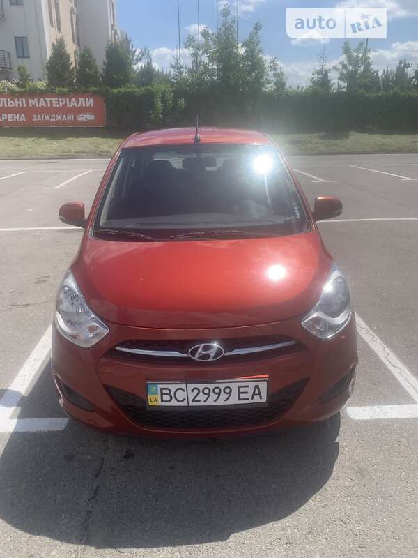 Хэтчбек Hyundai i10 2013 в Львове
