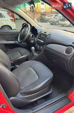 Хетчбек Hyundai i10 2010 в Івано-Франківську