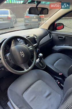Хетчбек Hyundai i10 2010 в Івано-Франківську