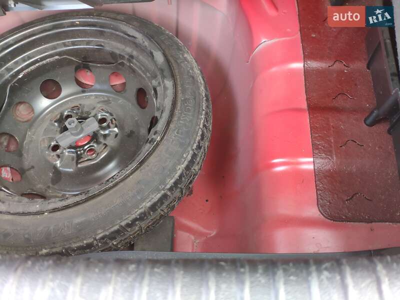 Хэтчбек Hyundai i10 2008 в Луцке фото 14 Хэтчбек Hyundai i10 2008 в Луцке