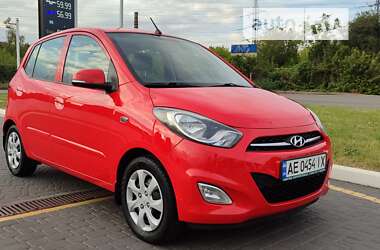 Хетчбек Hyundai i10 2012 в Дніпрі