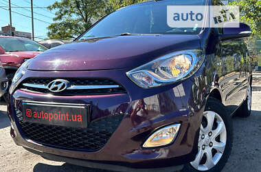 Хэтчбек Hyundai i10 2011 в Сумах