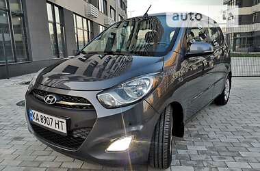 Хэтчбек Hyundai i10 2011 в Киеве