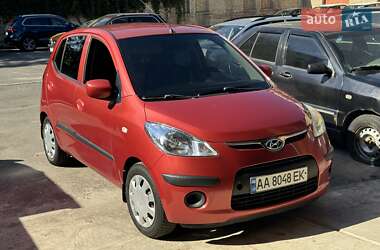 Хэтчбек Hyundai i10 2008 в 