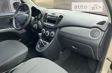 Хетчбек Hyundai i10 2008 в Лубнах