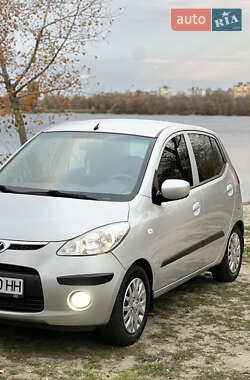 Хэтчбек Hyundai i10 2008 в Киеве