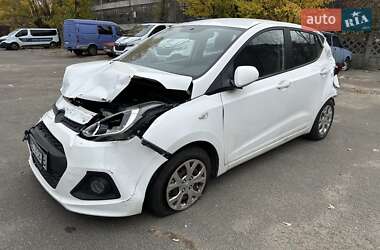 Хетчбек Hyundai i10 2015 в Києві