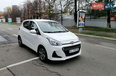 Хэтчбек Hyundai i10 2017 в Киеве