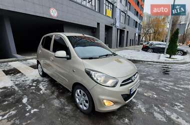 Хетчбек Hyundai i10 2013 в Києві