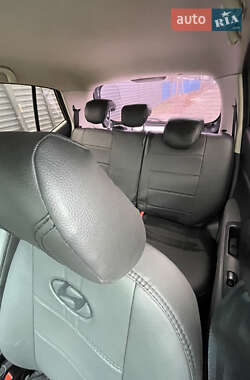 Хэтчбек Hyundai i10 2013 в 