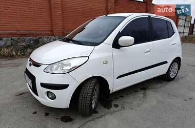 Хэтчбек Hyundai i10 2008 в Новомосковске