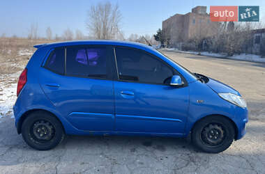 Хэтчбек Hyundai i10 2011 в Харькове