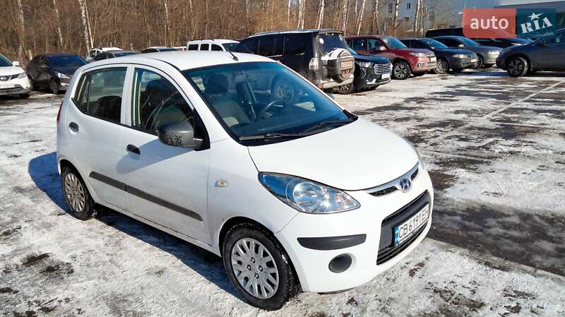 Хетчбек Hyundai i10 2008 в Чернігові