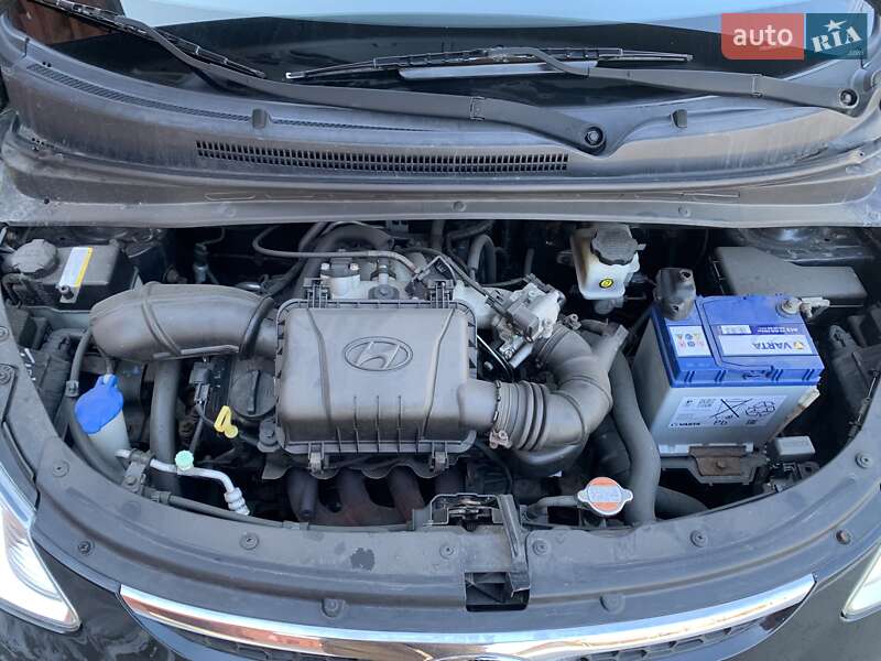 Хэтчбек Hyundai i10 2008 в Виннице