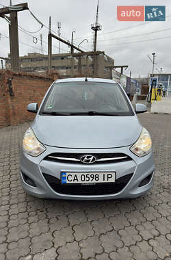 Хэтчбек Hyundai i10 2012 в Черновцах