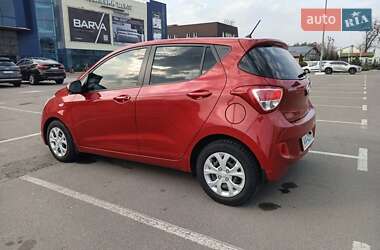 Хэтчбек Hyundai i10 2014 в 