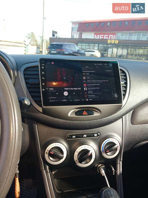 Хэтчбек Hyundai i10 2009 в Гостомеле фото 7 Хэтчбек Hyundai i10 2009 в Гостомеле