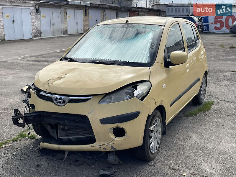 Хетчбек Hyundai i10 2008 в 