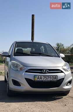Хетчбек Hyundai i10 2013 в Житомирі
