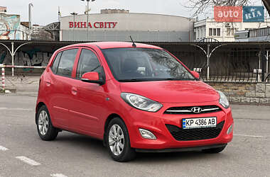 Хэтчбек Hyundai i10 2012 в Запорожье