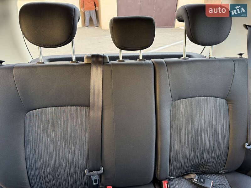 Хэтчбек Hyundai i10 2012 в Одессе