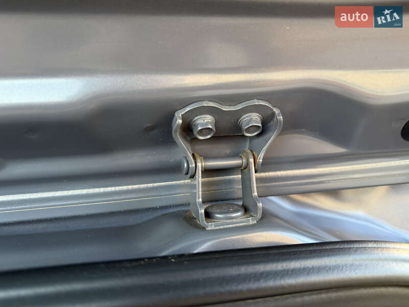 Хэтчбек Hyundai i10 2012 в Одессе